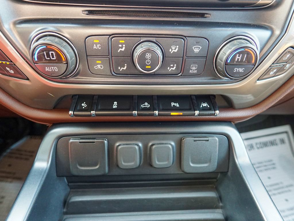 Used 2018 Chevrolet Silverado 1500 High Country image 27