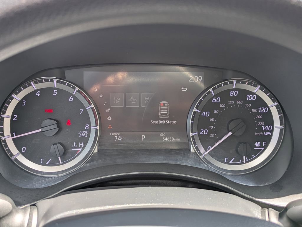 Used 2023 Toyota Highlander L FWD image 31