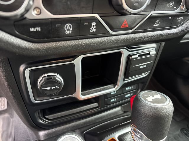 Used 2024 Jeep Wrangler Sport AWD/4WD image 22