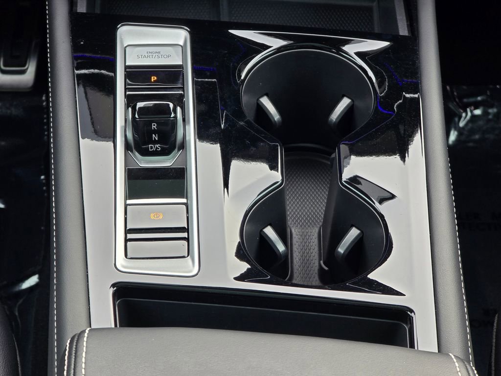 Used 2024 Volkswagen Atlas SEL Premium R-Line image 38