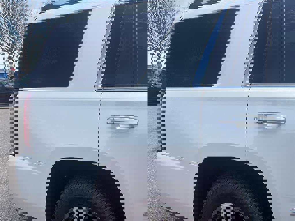 Used 2018 GMC Yukon Denali w/ Denali Ultimate Package image 7