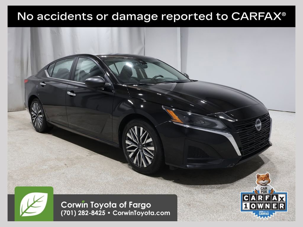 Used 2024 Nissan Altima 2.5 SV video 1