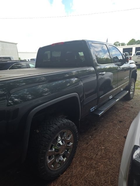 Used 2018 GMC Sierra 2500 Denali w/ Duramax Plus Package AWD/4WD image 13