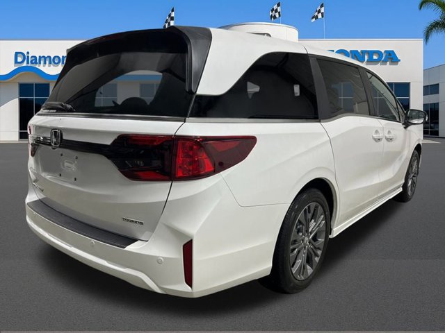 New 2026 Honda Odyssey Touring image 3