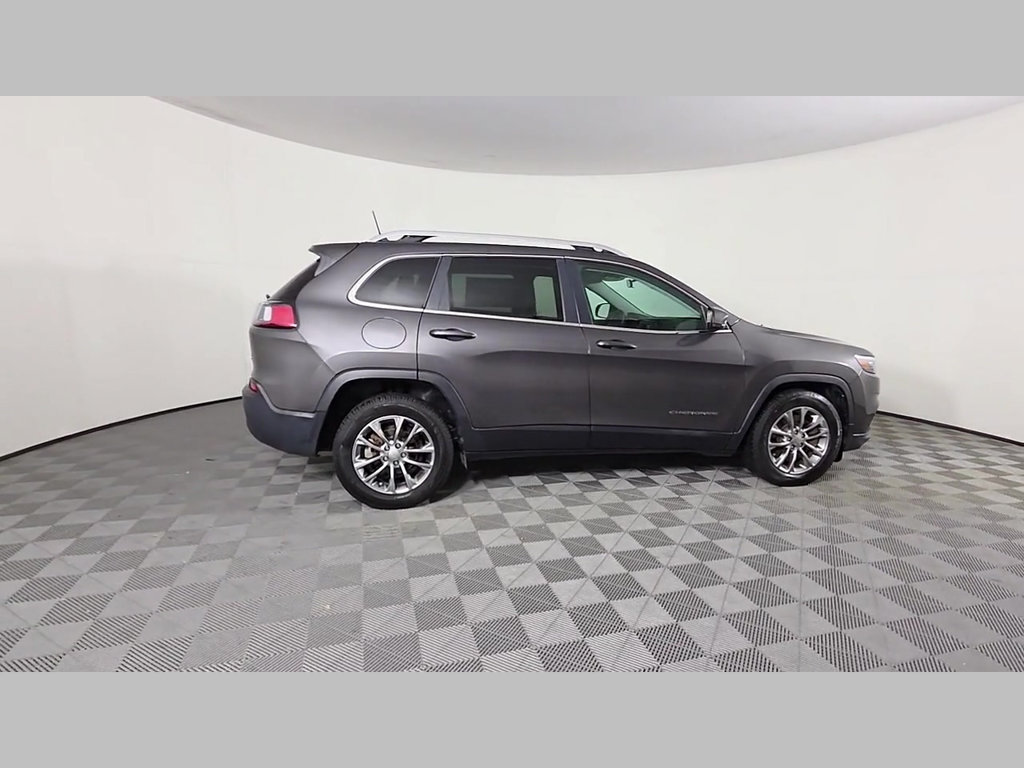 Used 2019 Jeep Cherokee Latitude Plus FWD image 37