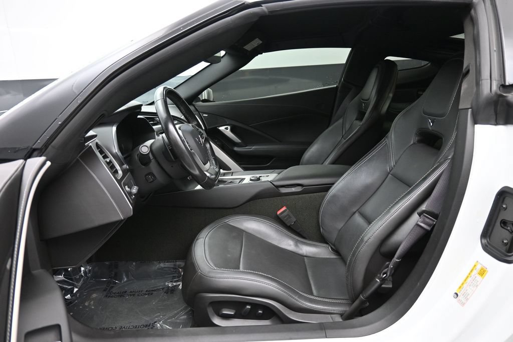 Used 2018 Chevrolet Corvette Stingray Coupe RWD image 23