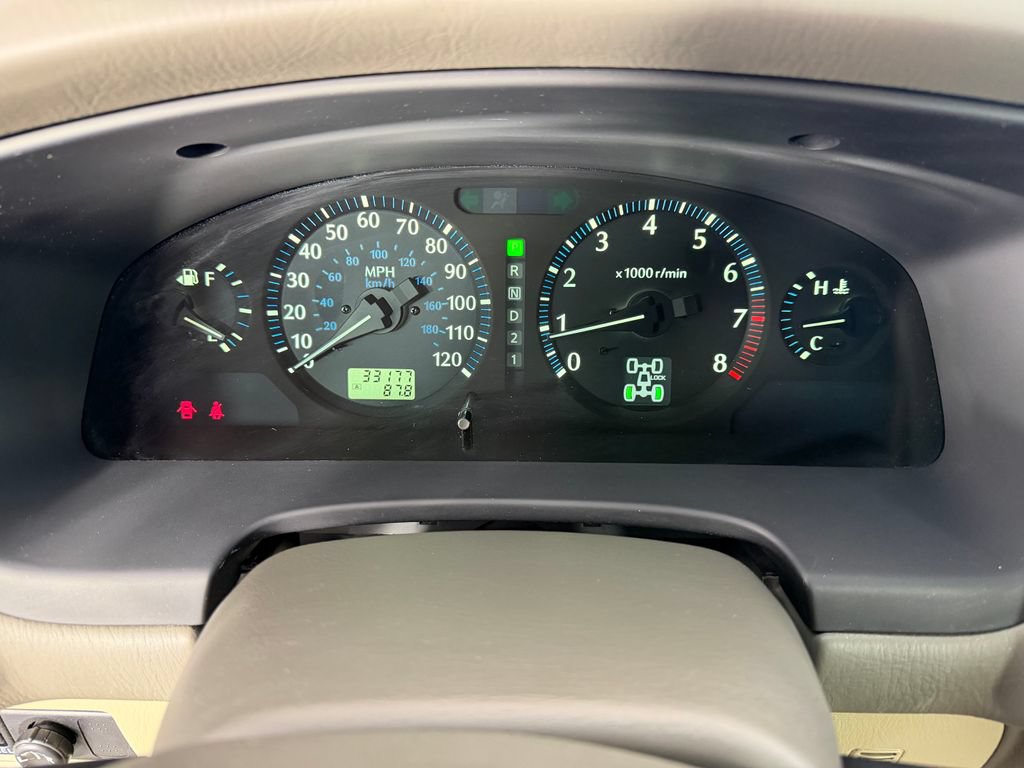 Used 2002 INFINITI QX4 4WD w/ (X03) Heated Seats Pkg image 10
