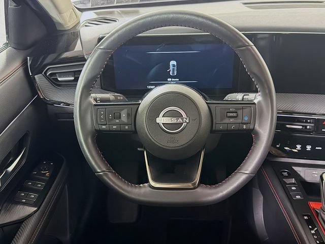 Certified 2025 Nissan Kicks SR w/ SR Premium Package AWD/4WD image 16