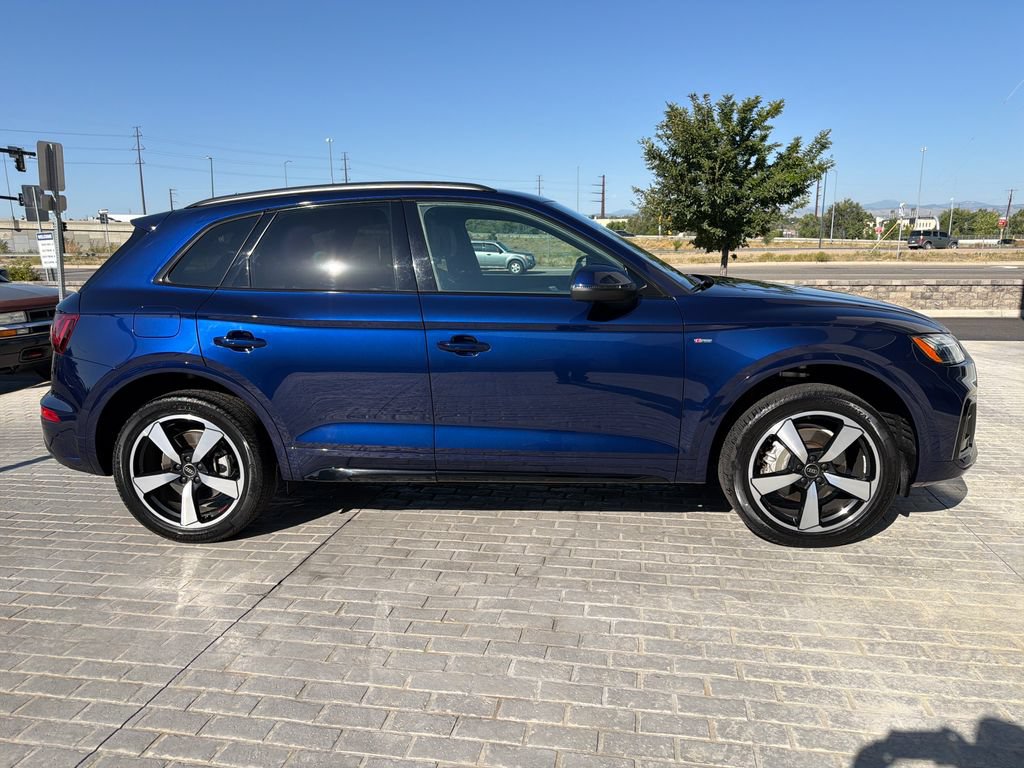 Used 2023 Audi Q5 2.0T Premium Plus w/ Premium Plus Package AWD/4WD image 6