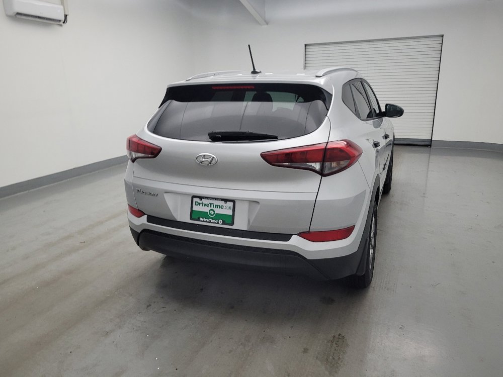 Used 2016 Hyundai Tucson SE w/ Option Group 02 FWD image 7