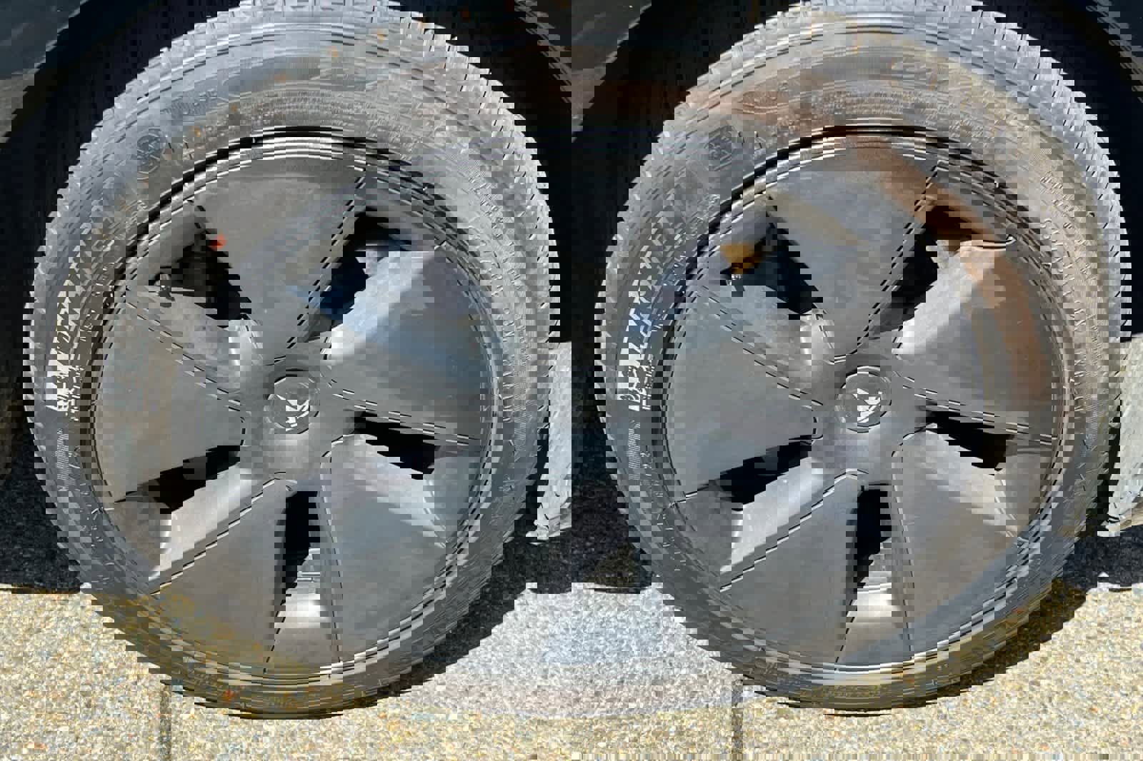 Used 2021 Tesla Model 3 Long Range image 15