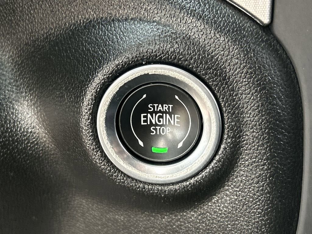 Used 2021 GMC Sierra 1500 Elevation image 17