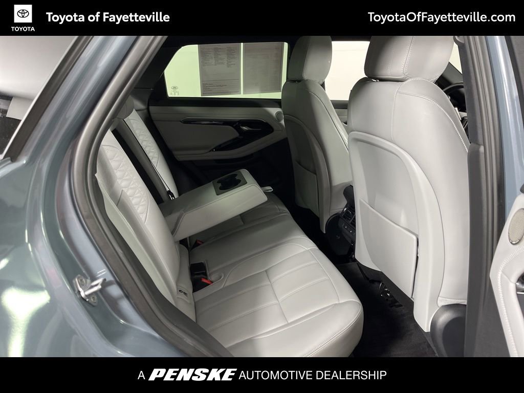 Used 2021 Land Rover Range Rover Evoque SE image 9