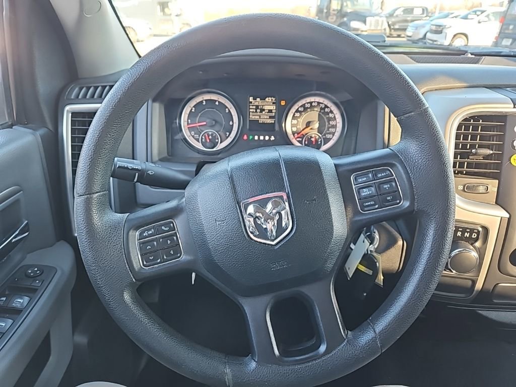 Used 2019 RAM 1500 Classic SLT image 18