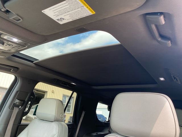 Certified 2022 GMC Yukon SLT w/ SLT Premium Package image 26
