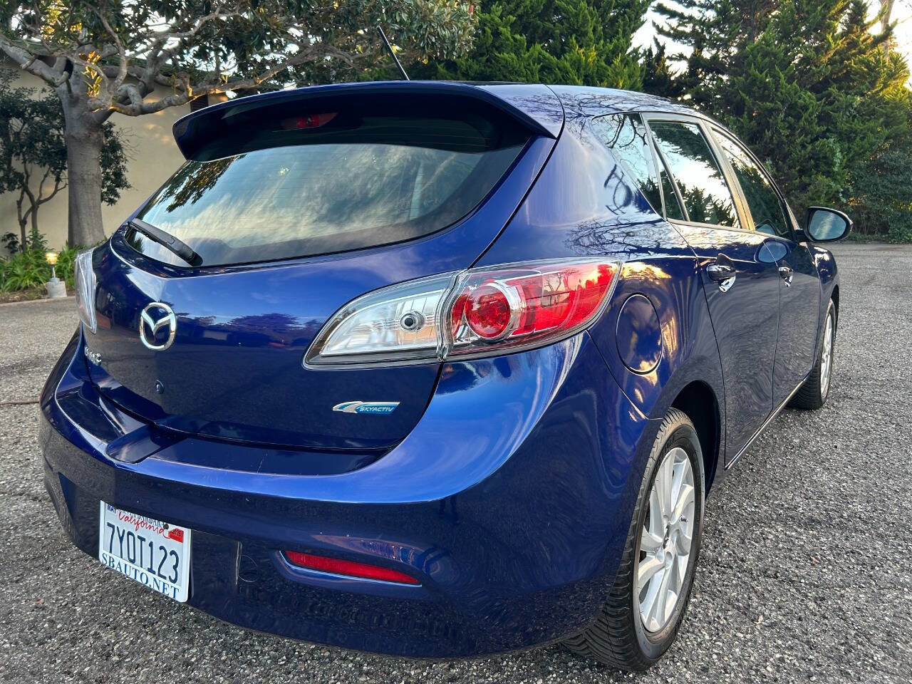 Used 2013 MAZDA MAZDA3 i Touring image 14