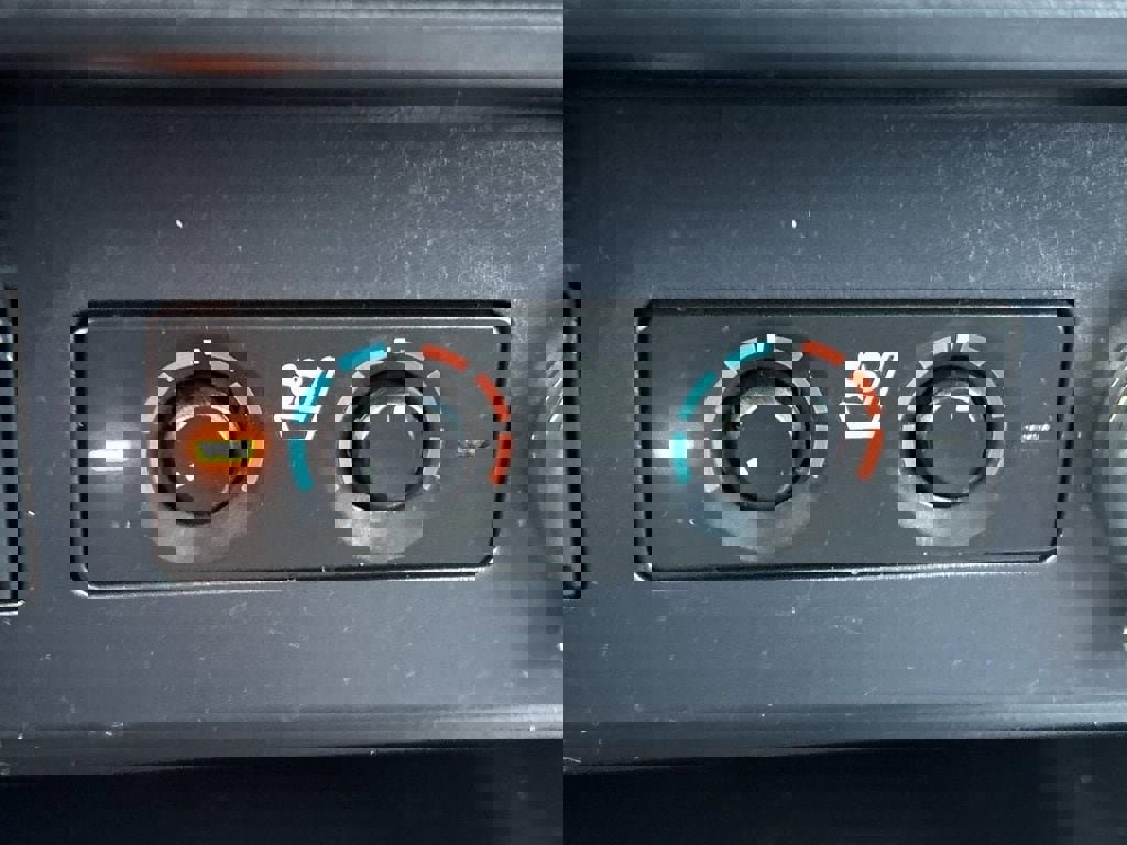 Used 2023 Toyota 4Runner Limited image 36