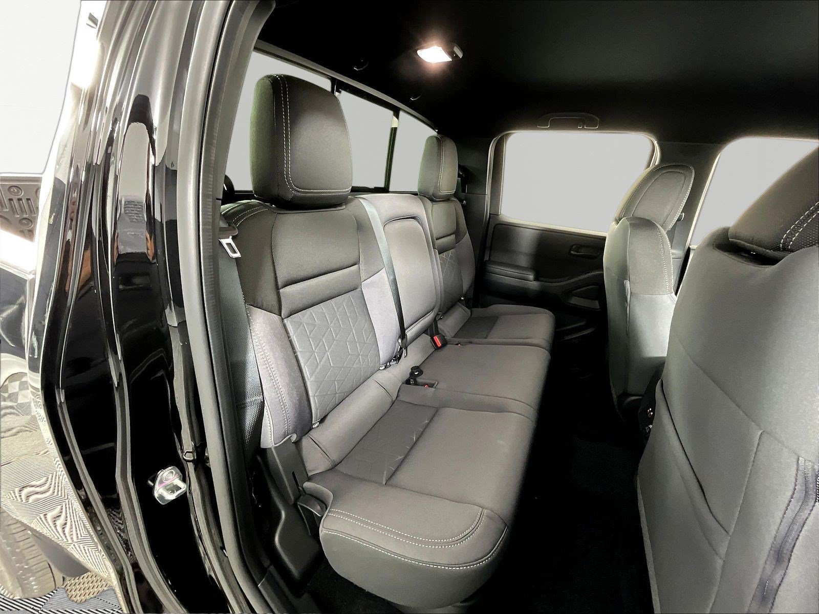 New 2027 Nissan Frontier SV w/ SV Convenience Package AWD/4WD image 19
