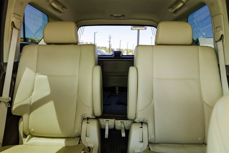 Used 2017 Lexus GX 460 Luxury AWD/4WD image 25