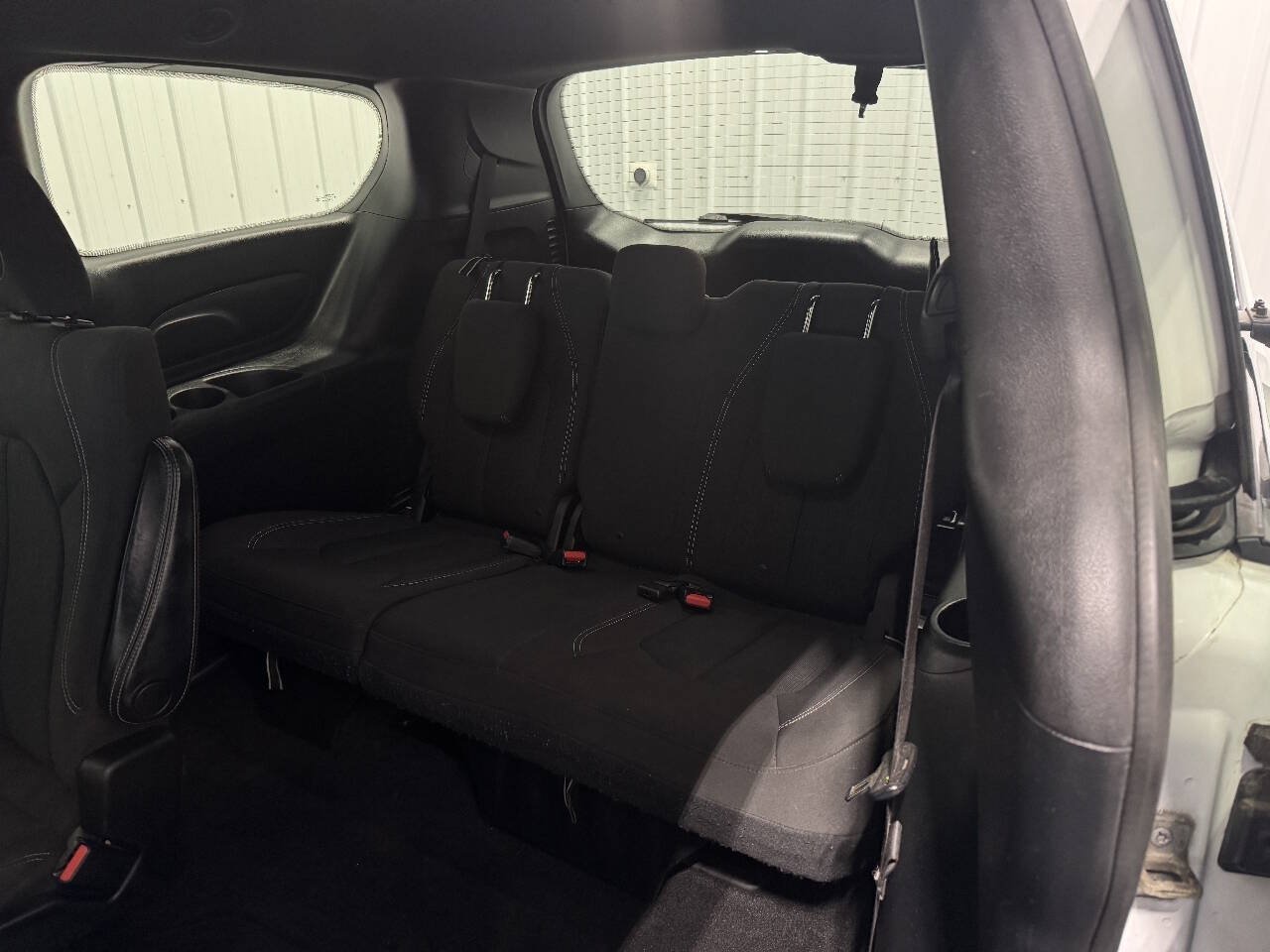 Used 2018 Chrysler Pacifica Touring Plus w/ S Appearance Package FWD image 10
