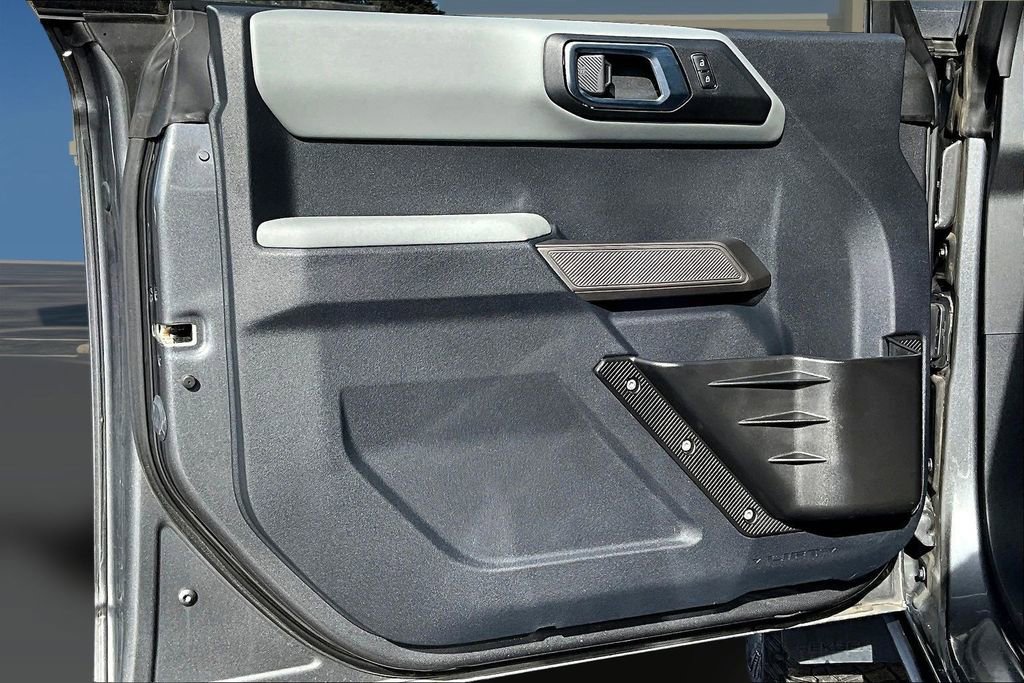 Used 2022 Ford Bronco Badlands image 22