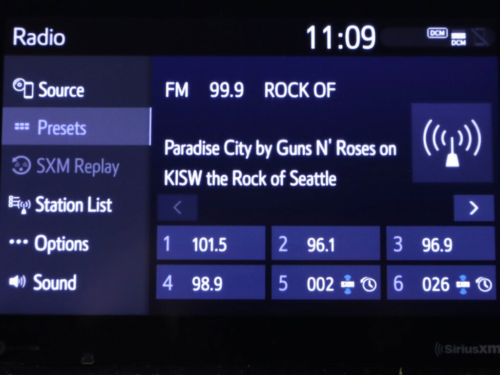 Used 2021 Toyota Tacoma TRD Off-Road image 14