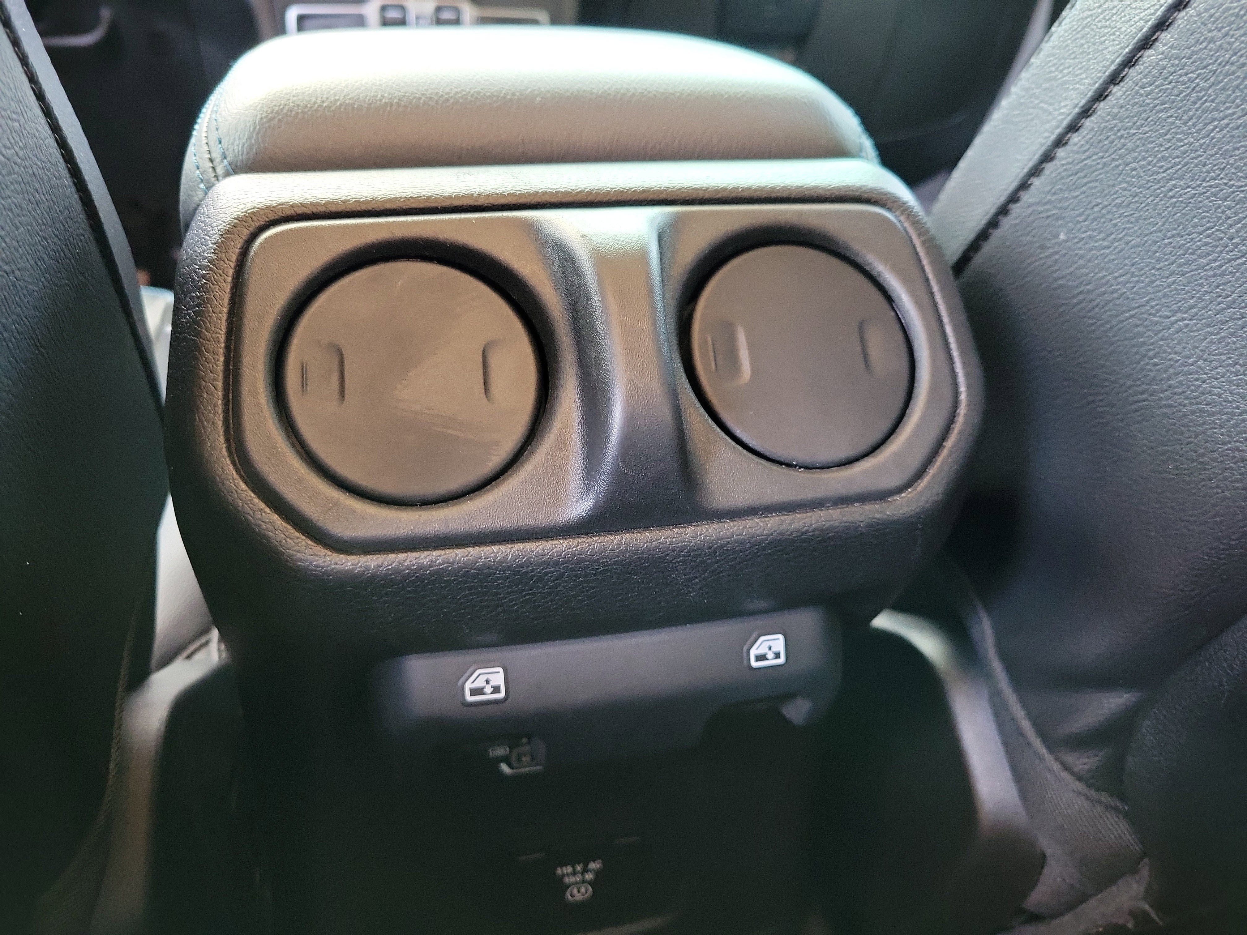 Used 2023 Jeep Wrangler Unlimited Rubicon 4xe AWD/4WD image 15