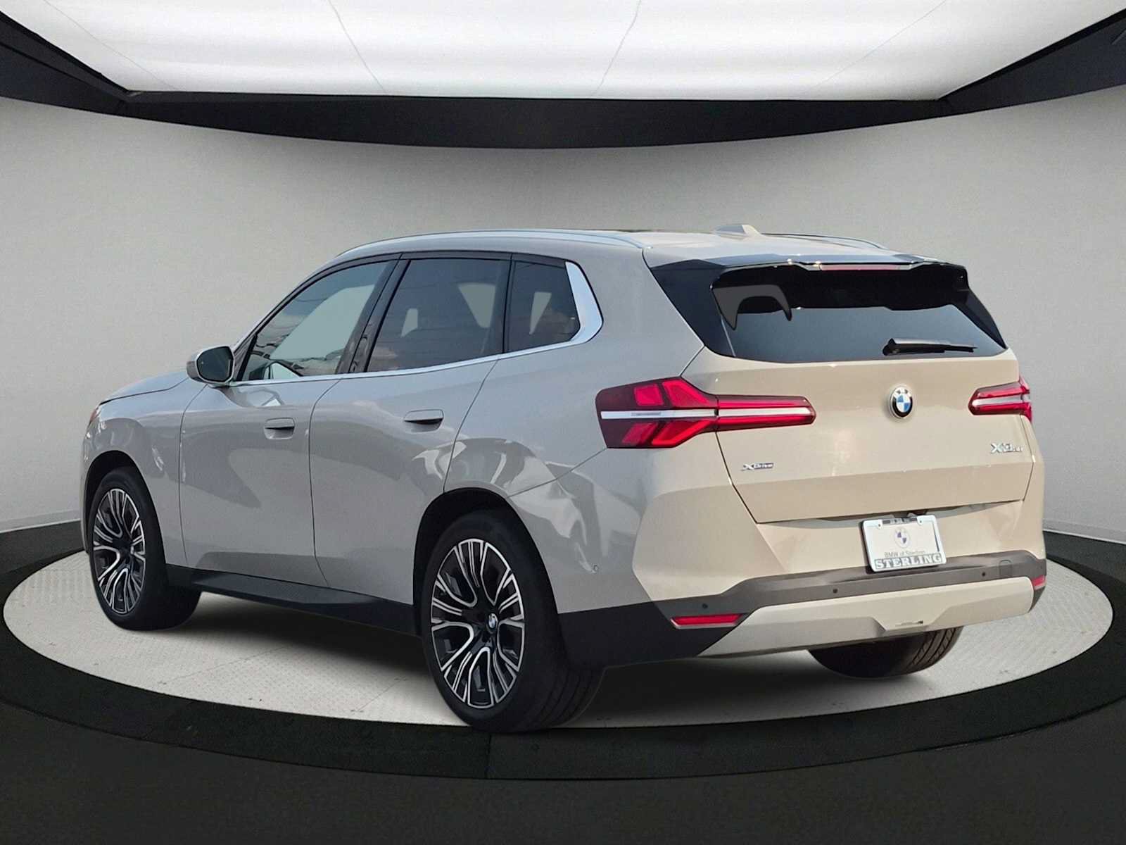 Used 2026 BMW X3 xDrive30i w/ Convenience Package AWD/4WD image 6