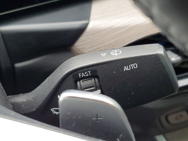 Used 2025 BMW 330i xDrive Sedan AWD/4WD image 13