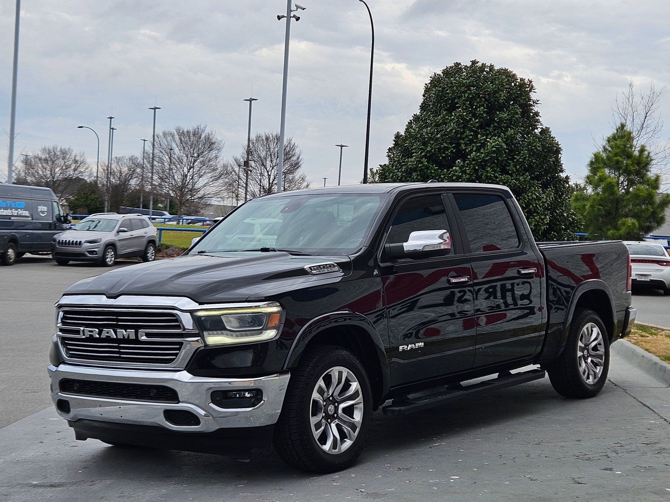 Used 2019 RAM 1500 Laramie image 3