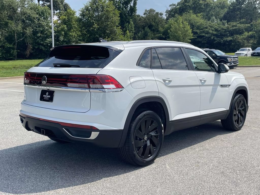 New 2026 Volkswagen Atlas Cross Sport SE FWD image 8