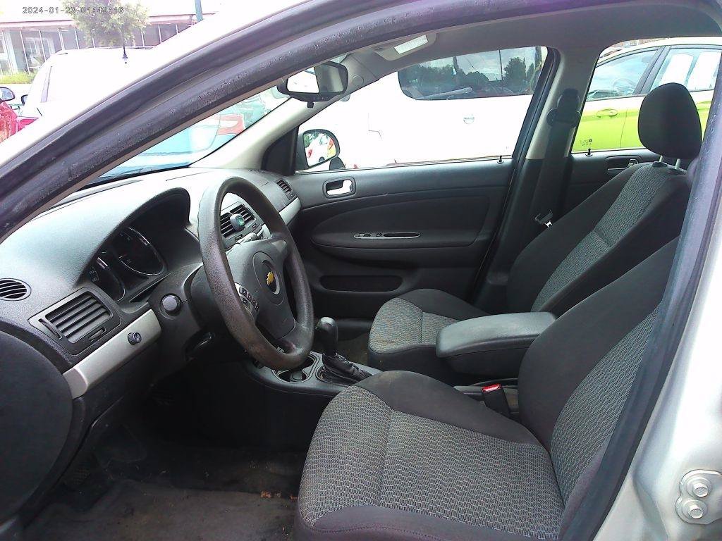 Used 2009 Chevrolet Cobalt LT FWD image 7