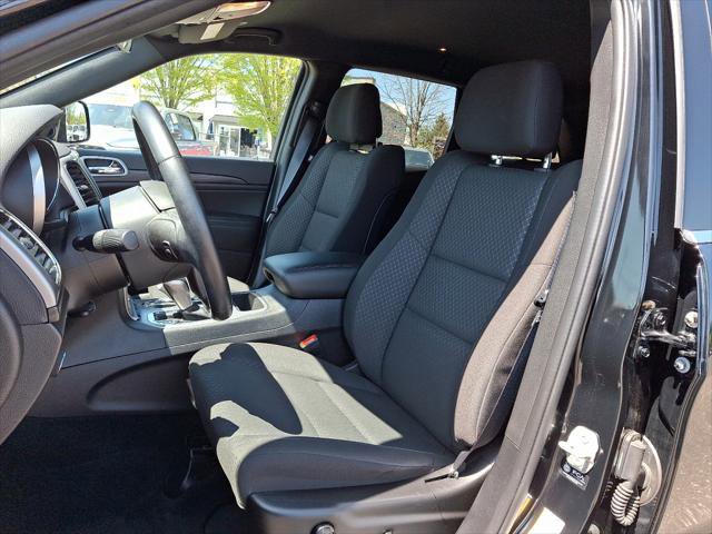 Certified 2021 Jeep Grand Cherokee Laredo image 24