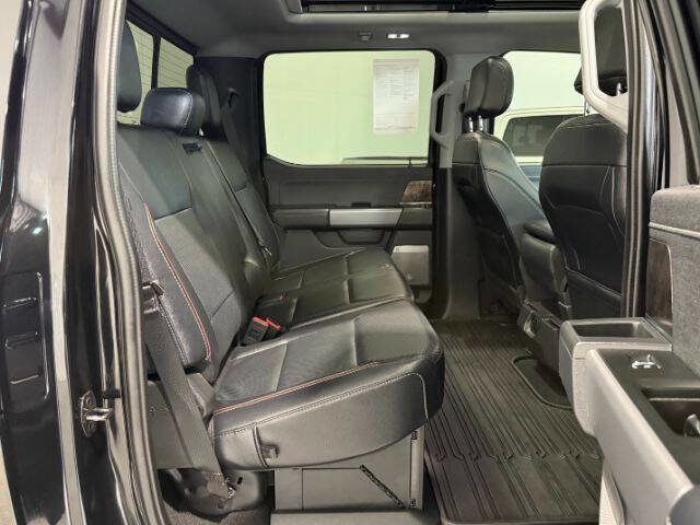 Used 2023 Ford F250 Lariat w/ Tow Technology Package image 16
