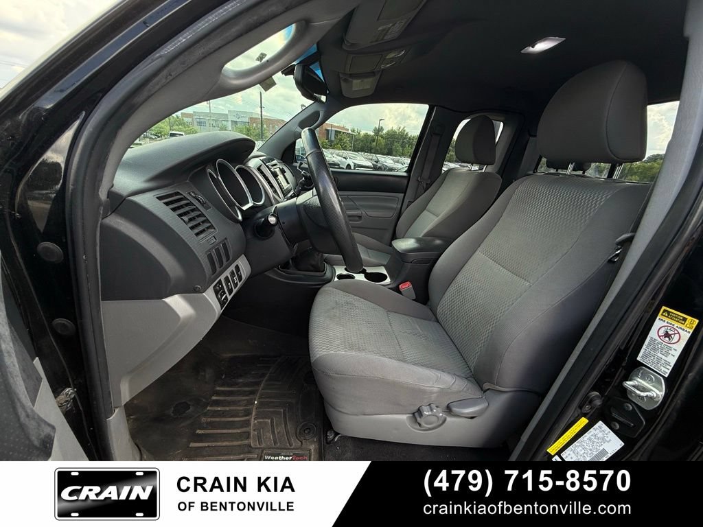 Used 2013 Toyota Tacoma 4x4 Access Cab w/ SR5 Pkg image 21