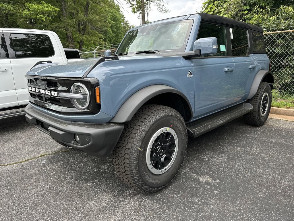 New 2025 Ford Bronco Outer Banks w/ Sasquatch Package AWD/4WD image 5
