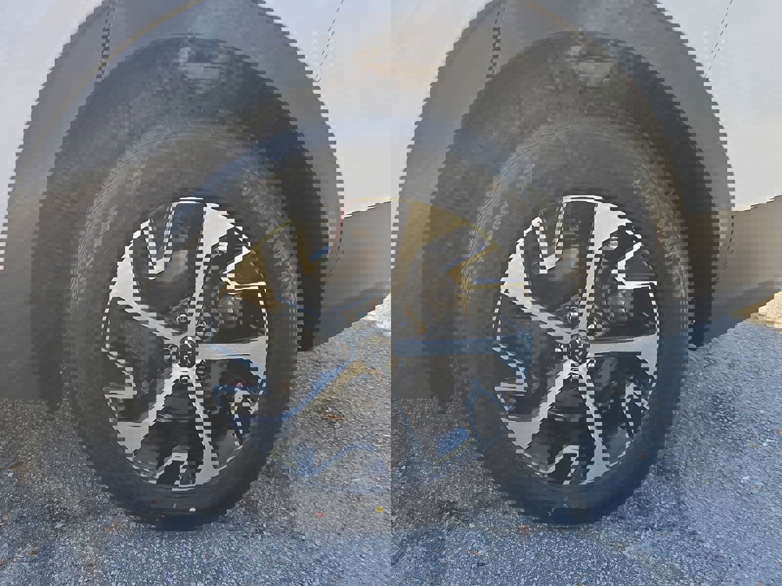 Used 2024 Kia Sportage EX image 34