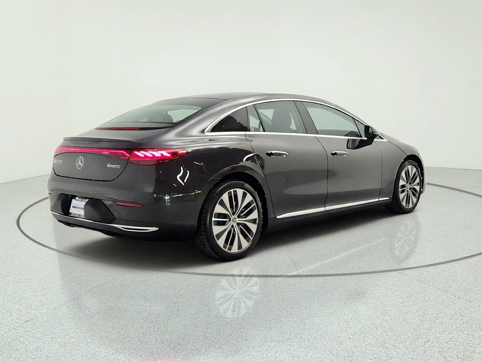 Certified 2023 Mercedes-Benz EQE 500 4MATIC Sedan image 5