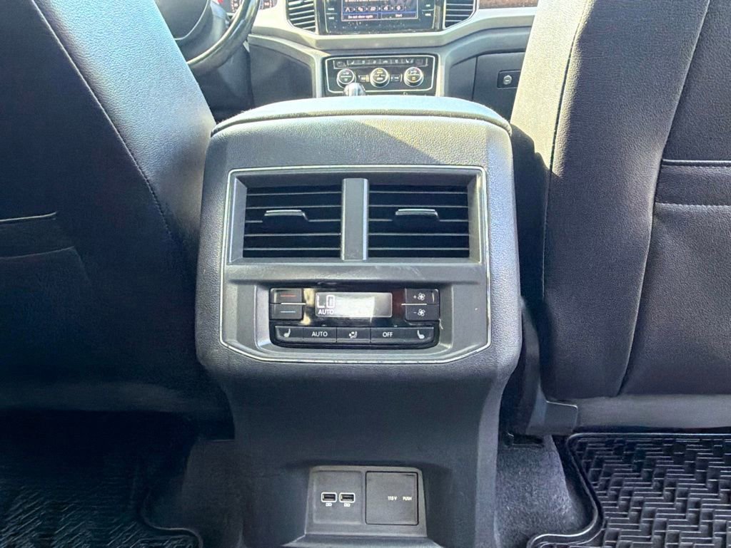 Used 2019 Volkswagen Atlas SEL Premium AWD/4WD image 16