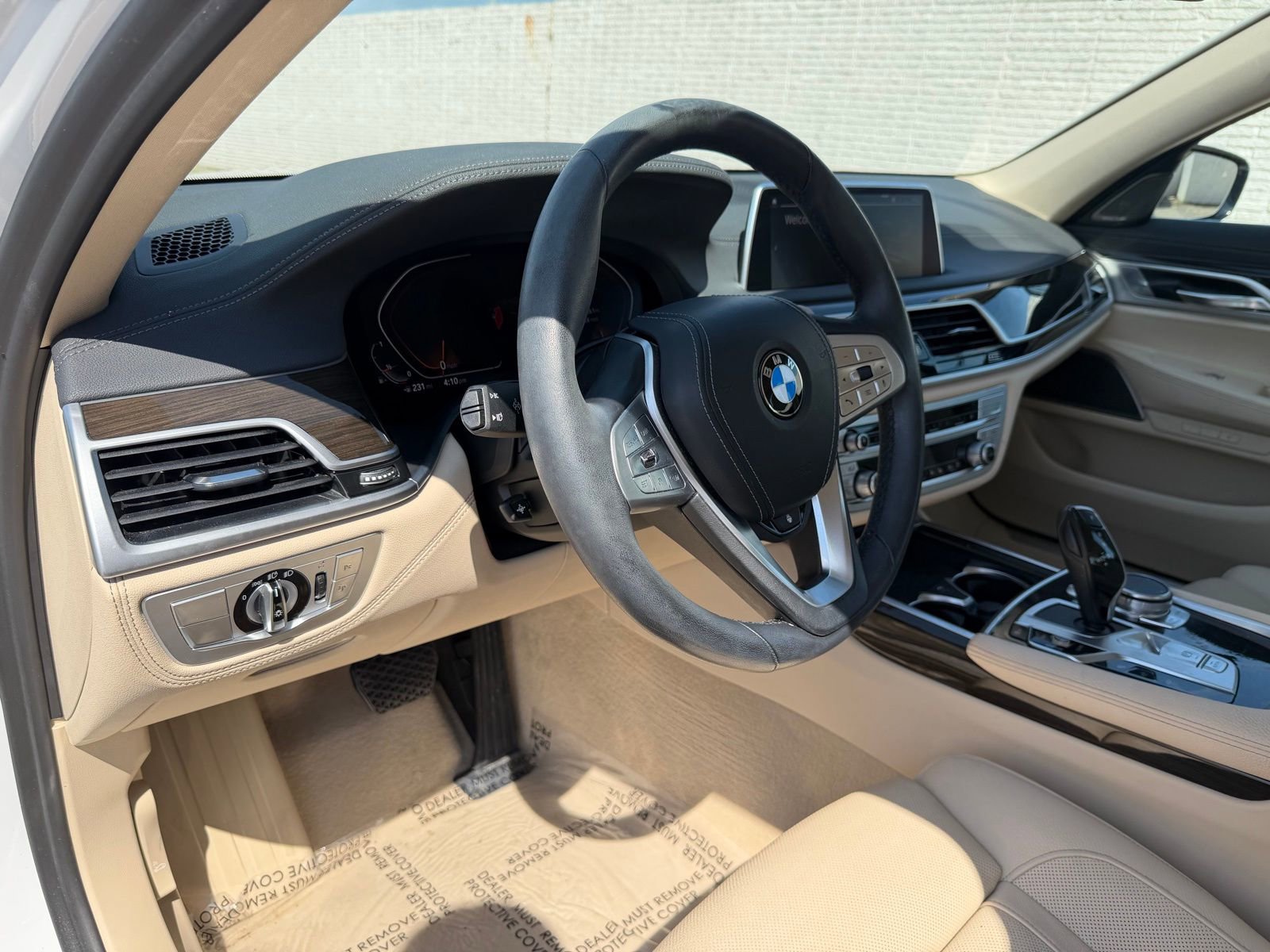 Used 2021 BMW 740i RWD image 16