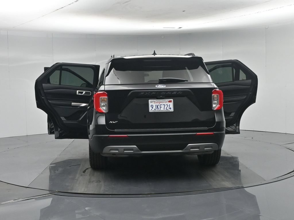 Certified 2023 Ford Explorer XLT w/ Equipment Group 202A RWD image 37