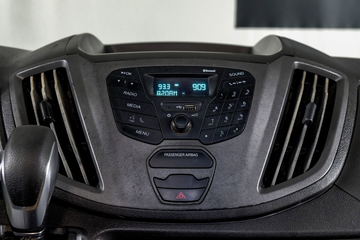 Used 2019 Ford Transit 250 148 High Roof Extended image 21