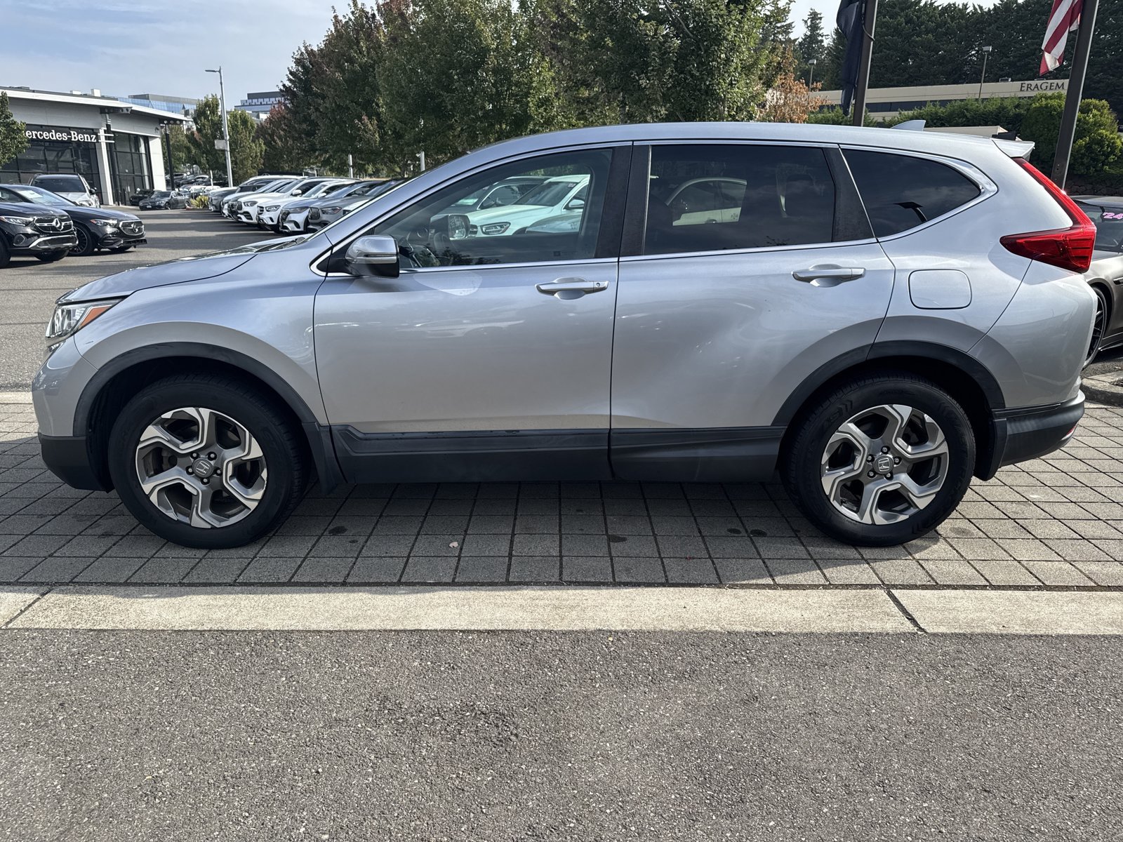 Used 2018 Honda CR-V EX image 8