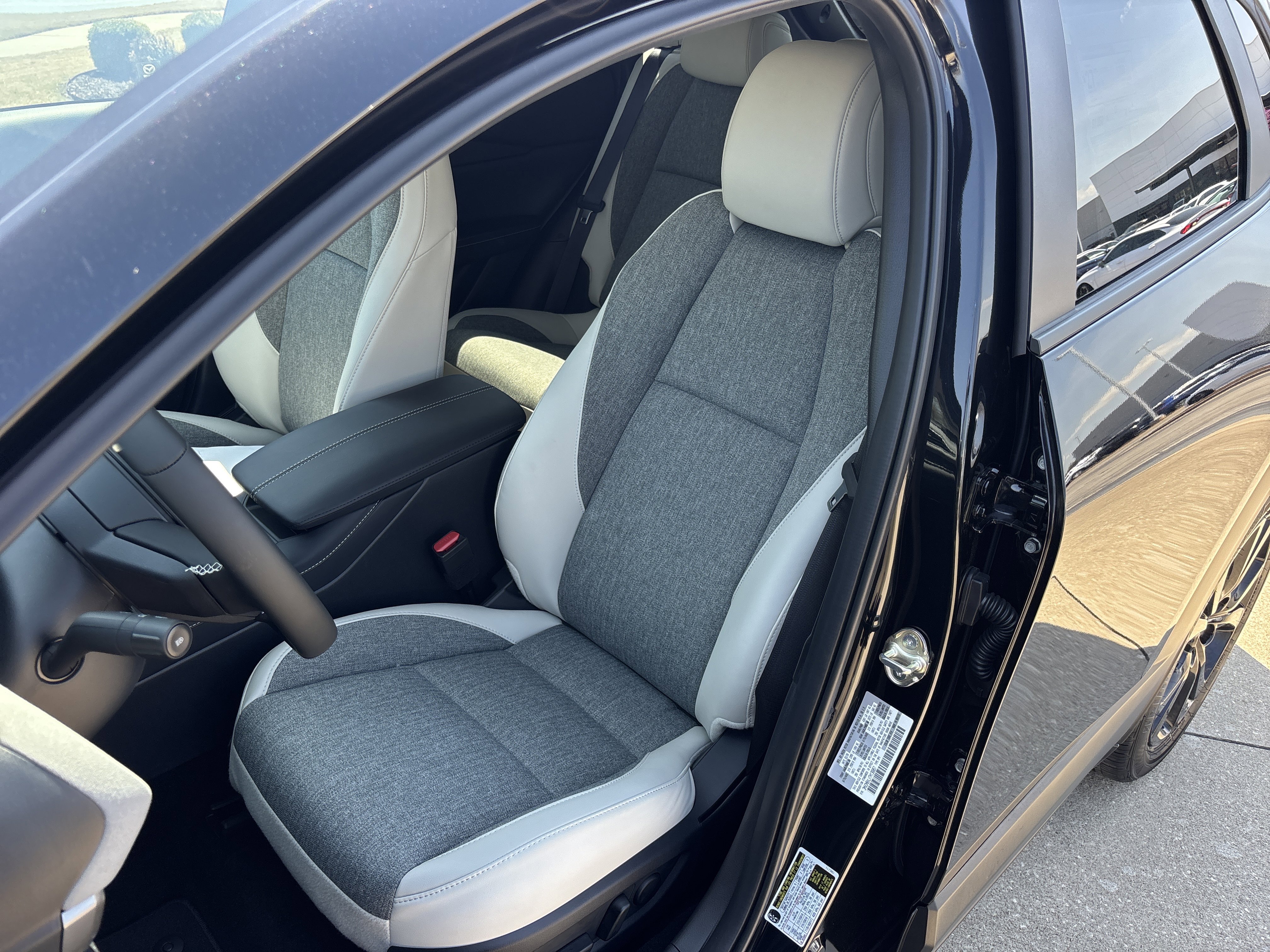 New 2026 MAZDA CX-30 Aire Edition image 18