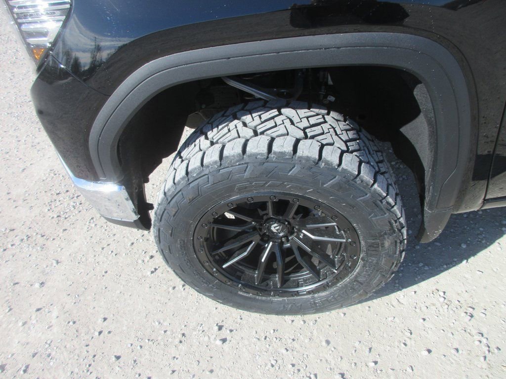 New 2026 GMC Sierra 1500 SLT w/ SLT Convenience Package image 12