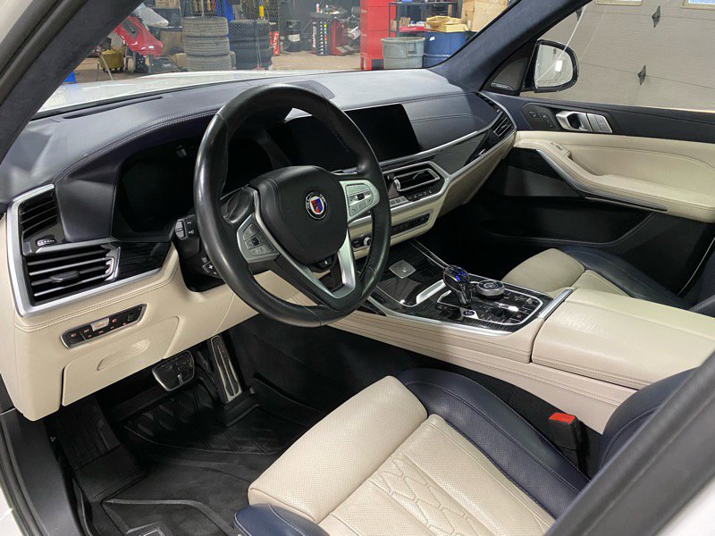Used 2022 BMW ALPINA XB7 image 14