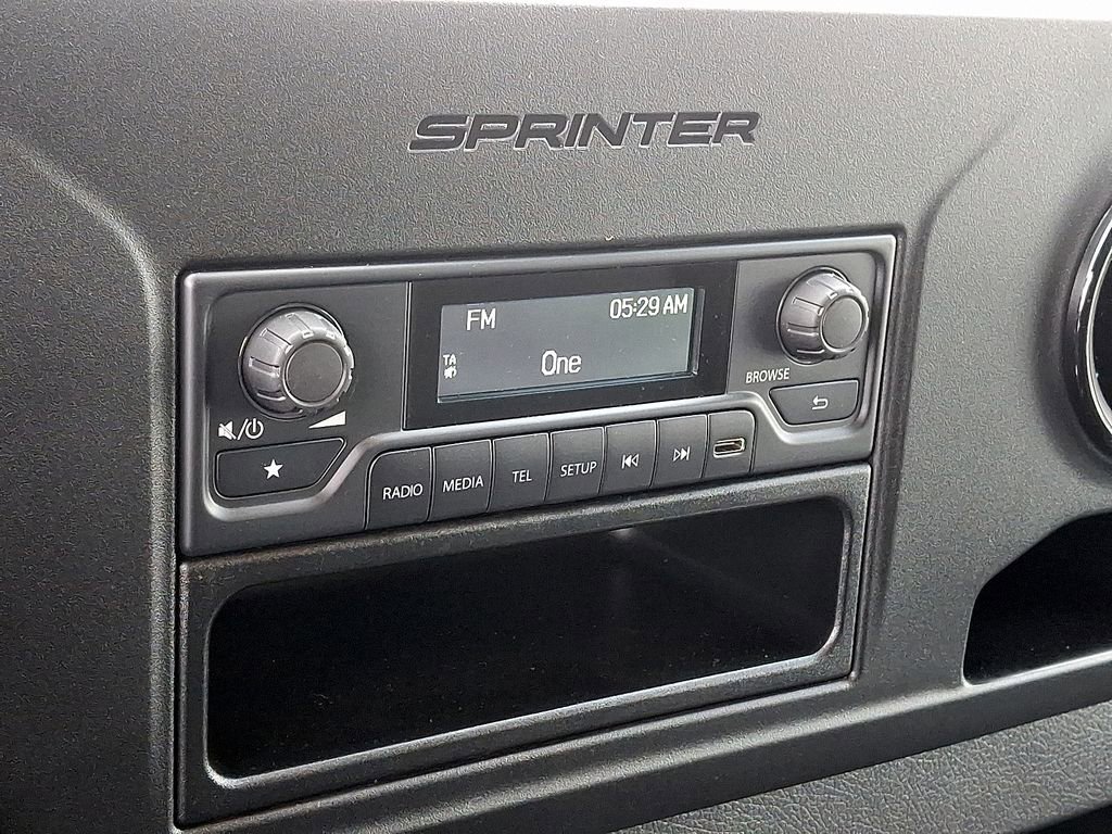 Used 2025 Mercedes-Benz Sprinter 2500 image 17