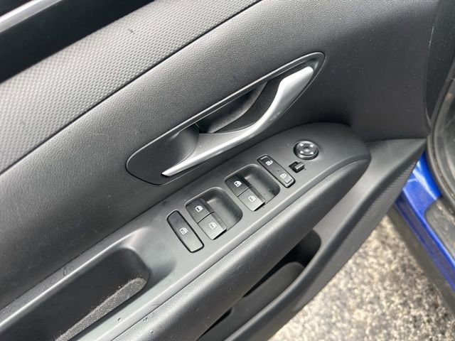 Used 2023 Hyundai Tucson SE image 8