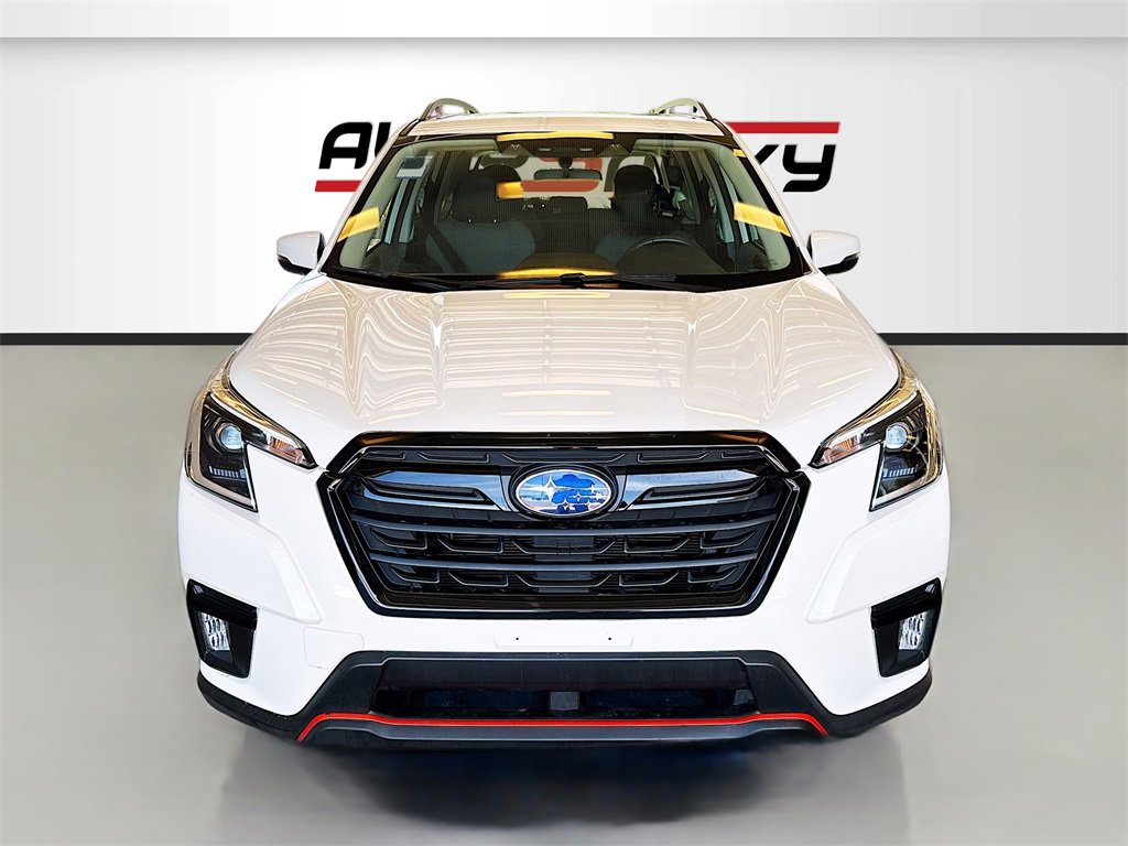 Used 2023 Subaru Forester Sport image 2