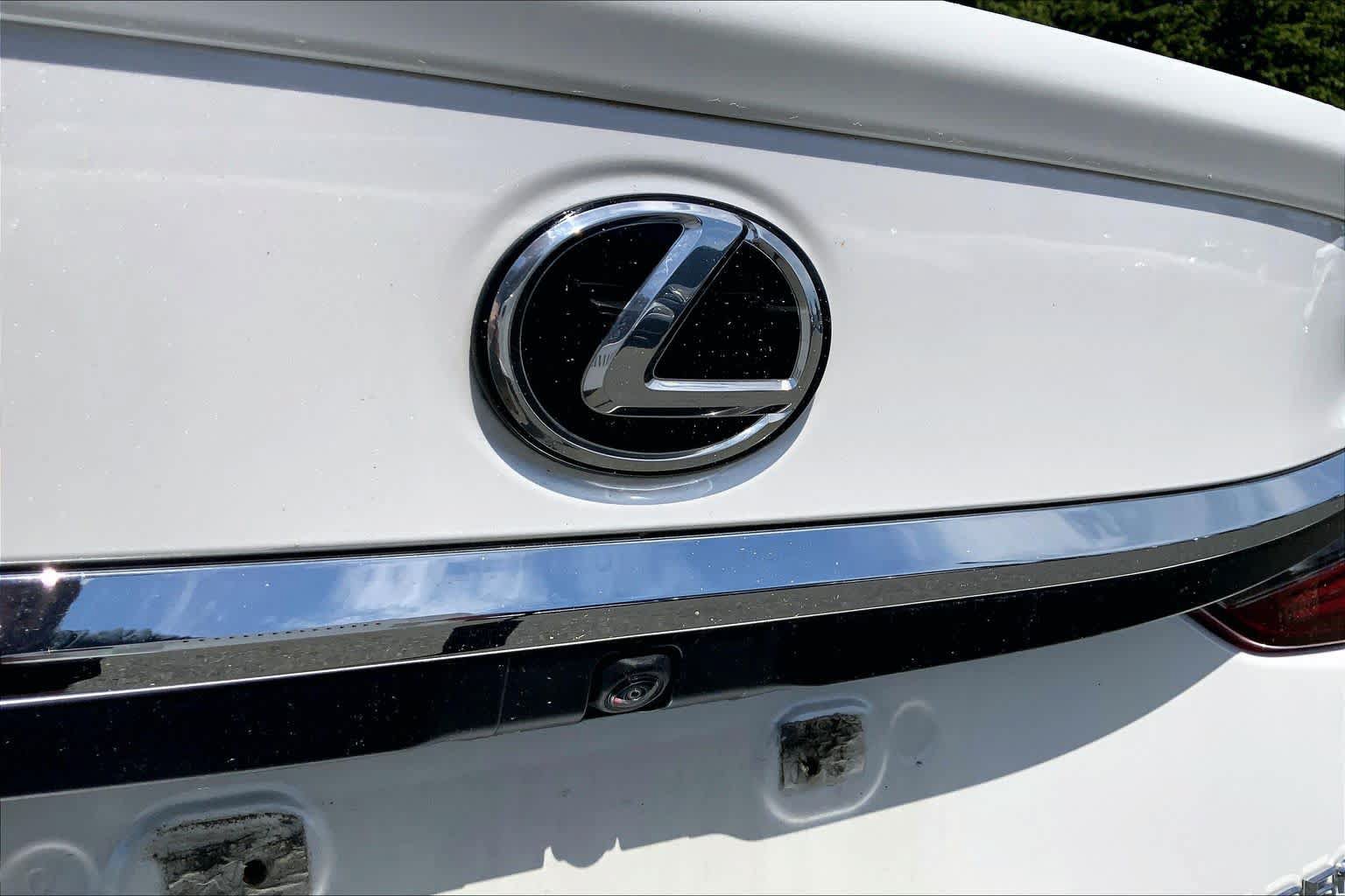Certified 2024 Lexus ES 350 w/ Premium Package FWD image 31